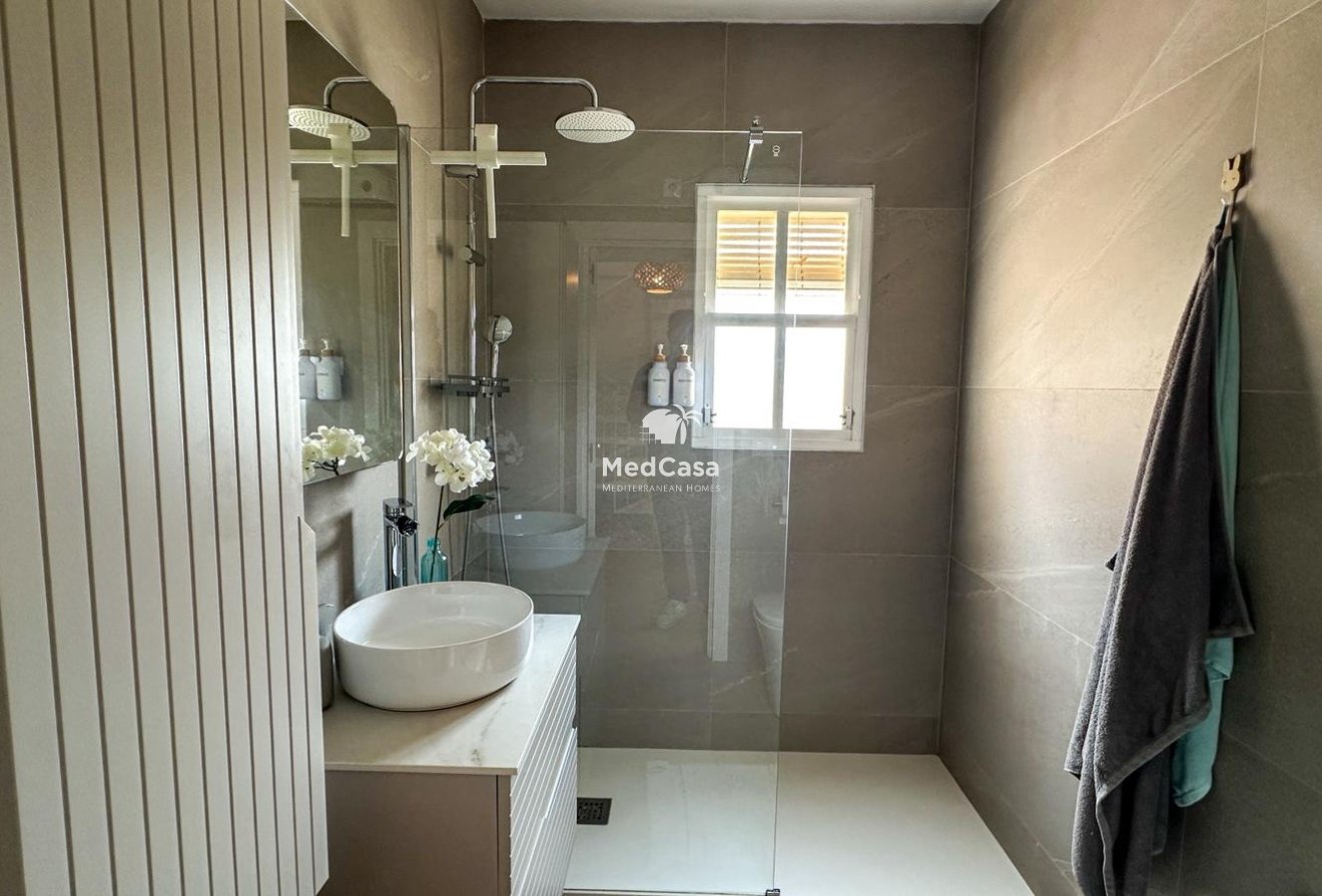 Resale - Townhouse -
Orihuela Costa - Playa Flamenca