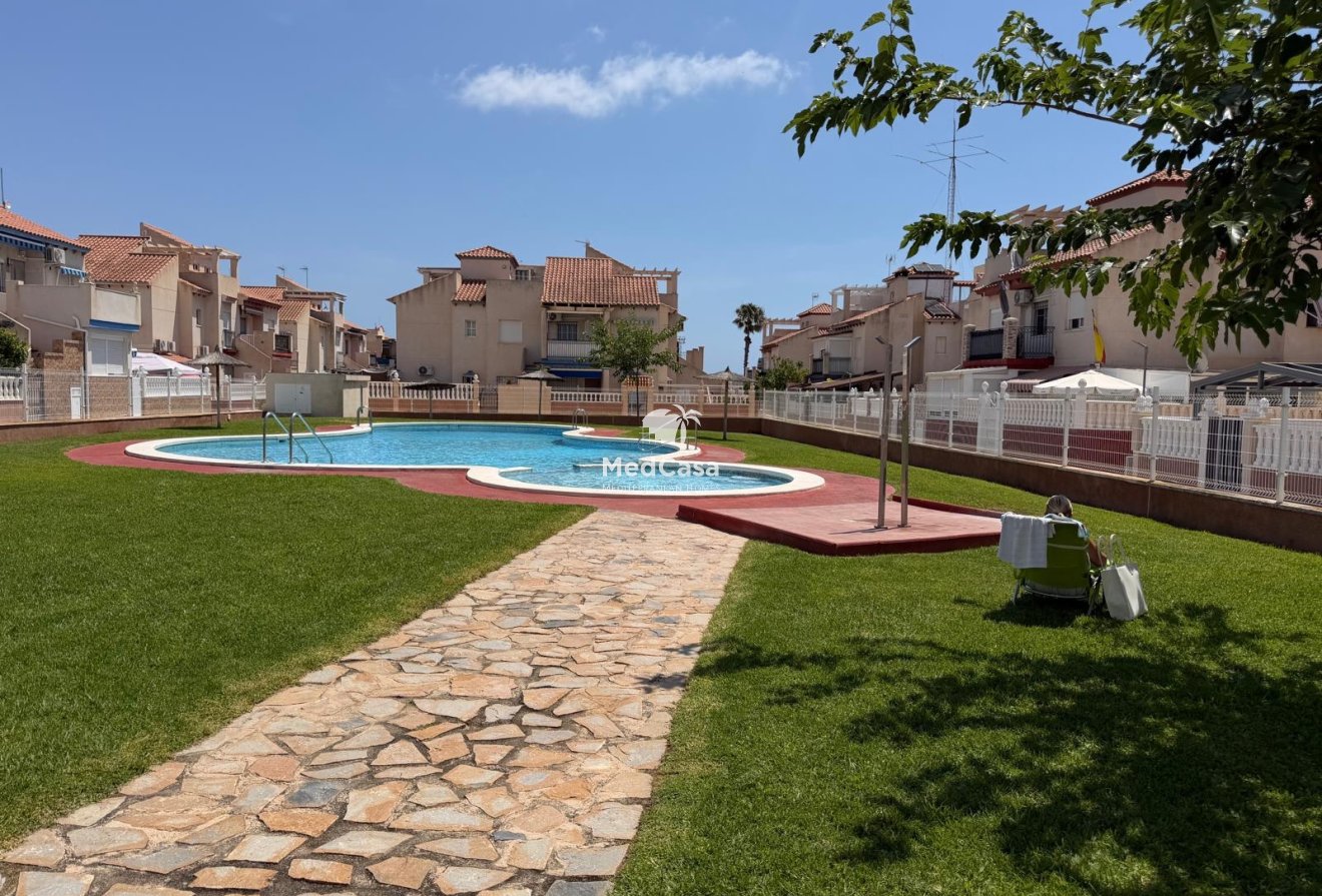 Resale - Townhouse -
Orihuela Costa - Playa Flamenca