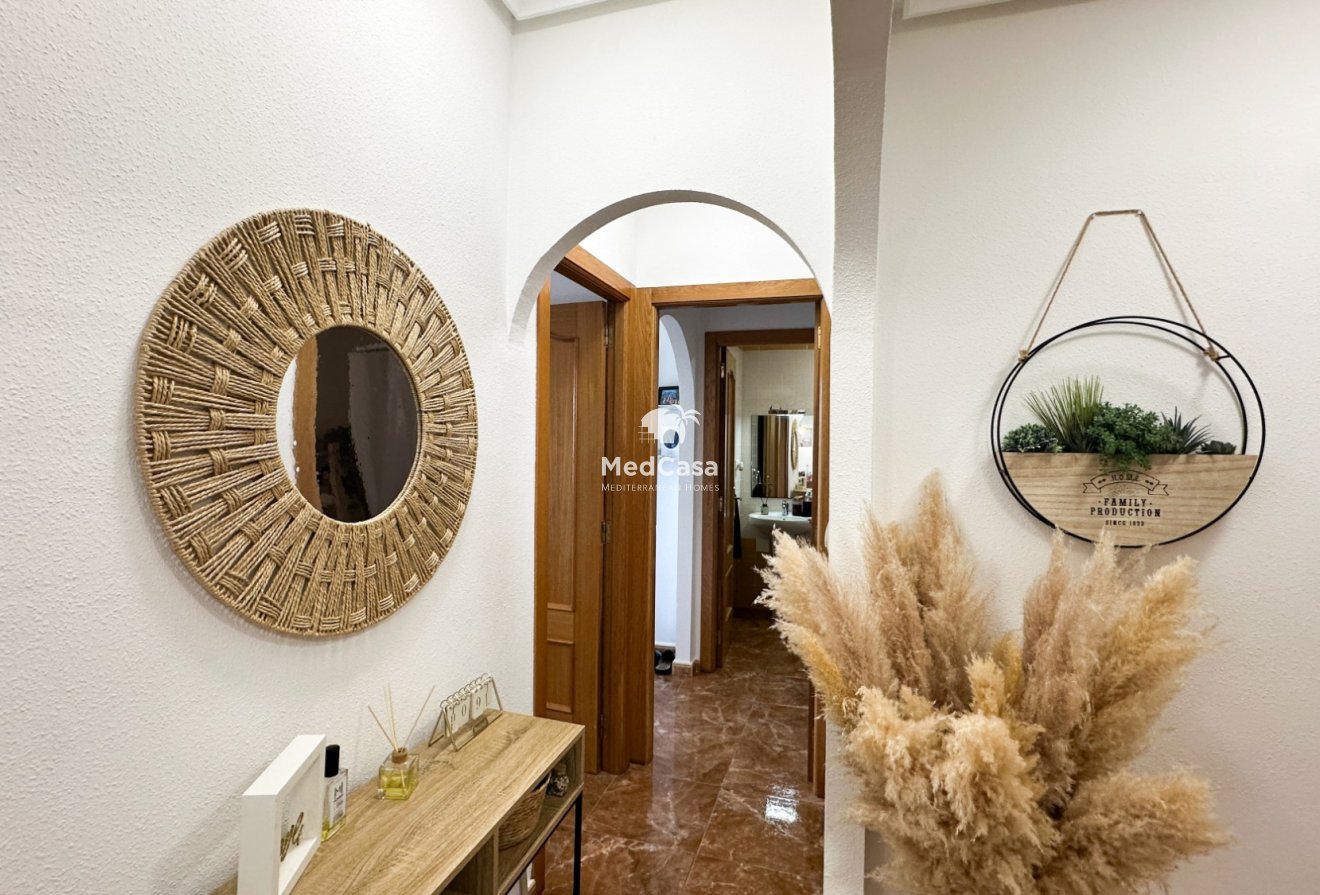 Segunda mano - Apartamento -
Guardamar del Segura