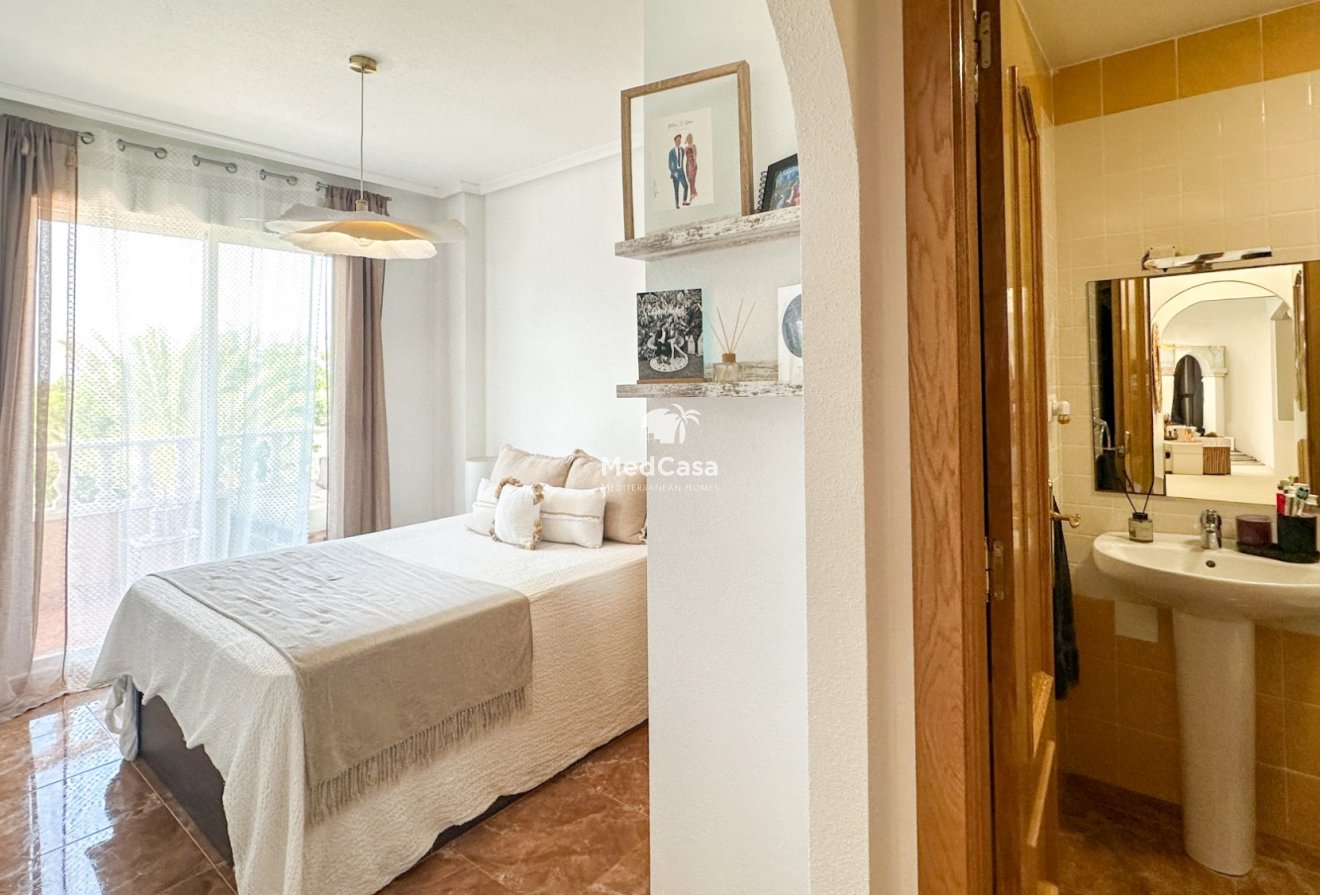 Segunda mano - Apartamento -
Guardamar del Segura