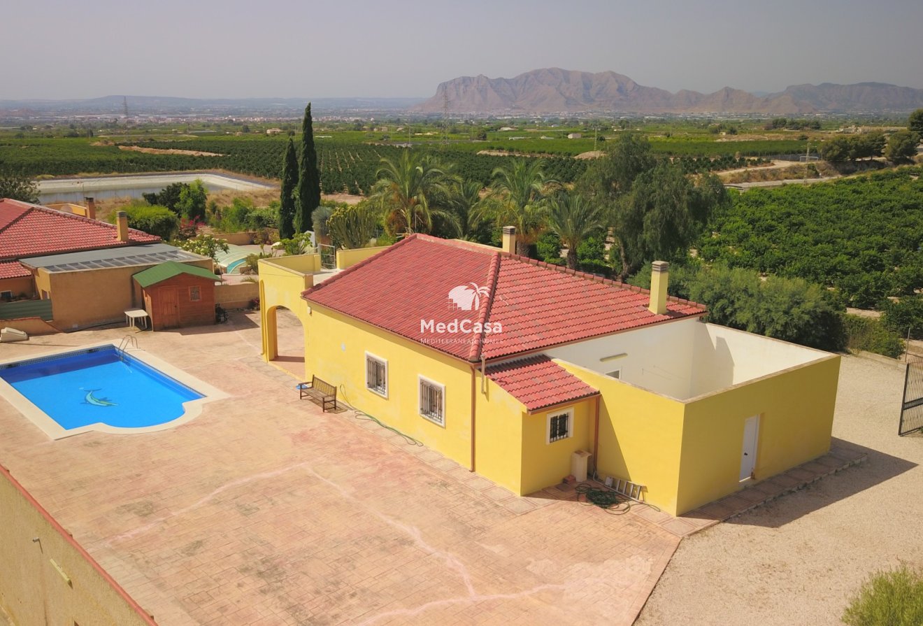 Wiederverkauf - Villa -
Albatera - Albatera - Country