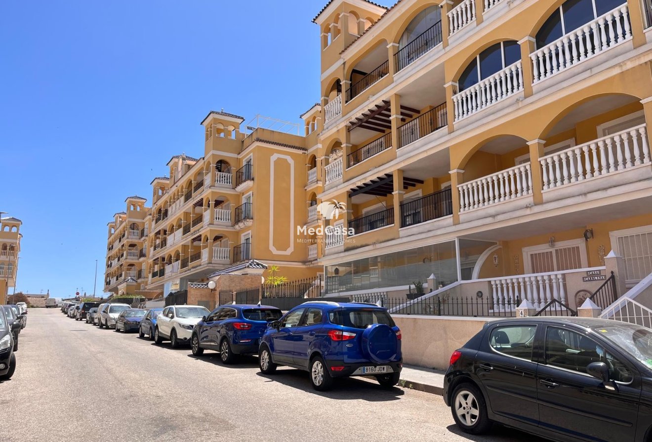 Segunda mano - Apartamento -
Algorfa - Pueblo