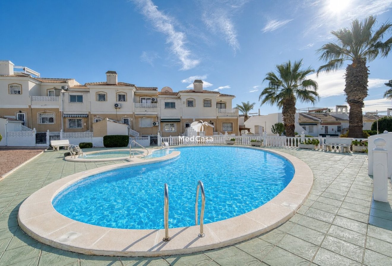 Resale - Townhouse -
Benijofar - Monte Azul