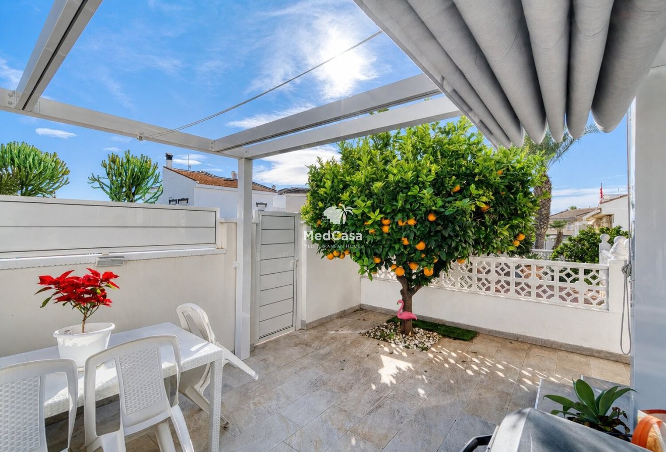 Resale - Townhouse -
Benijofar - Monte Azul