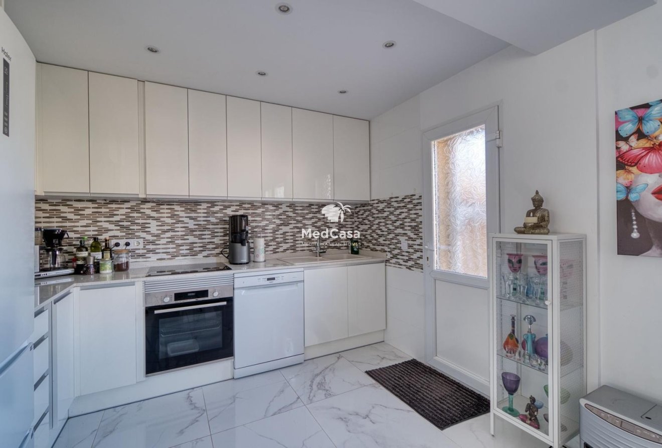 Resale - Townhouse -
Benijofar - Monte Azul