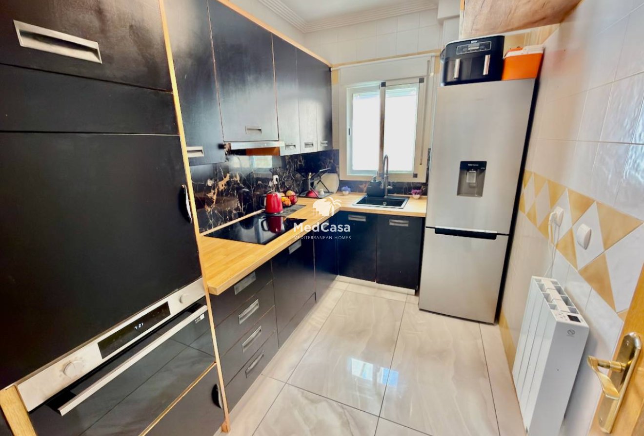 Resale - Apartment -
Catral