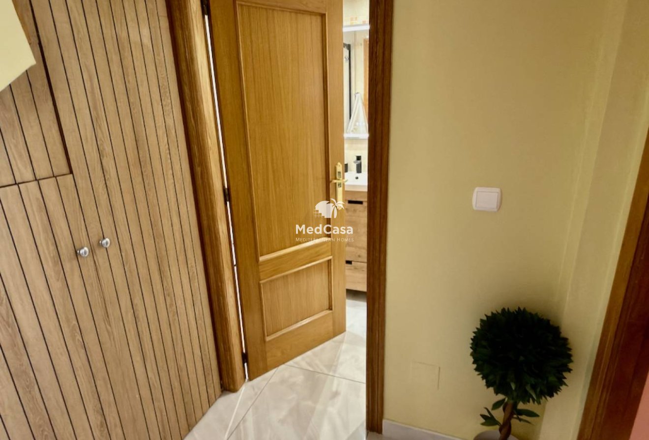 Resale - Apartment -
Catral