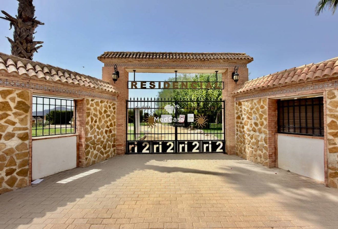 Resale - Apartment -
Catral