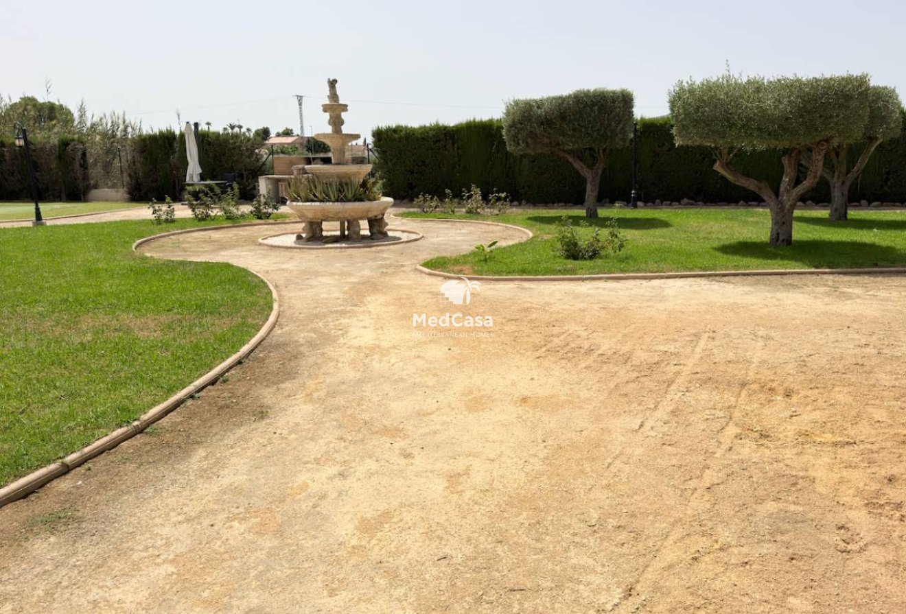 Resale - Apartment -
Catral