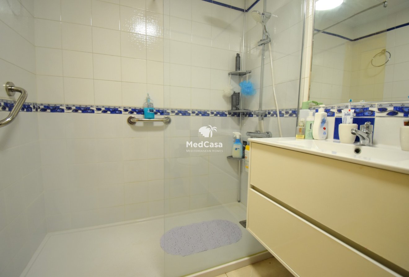 Segunda mano - Apartamento -
Orihuela Costa - Playa Flamenca