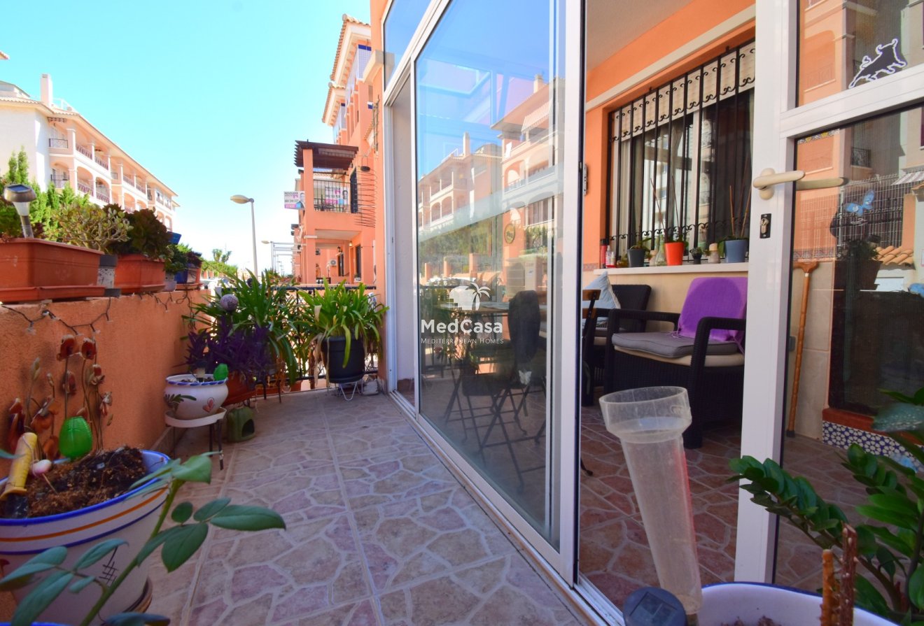 Segunda mano - Apartamento -
Orihuela Costa - Playa Flamenca