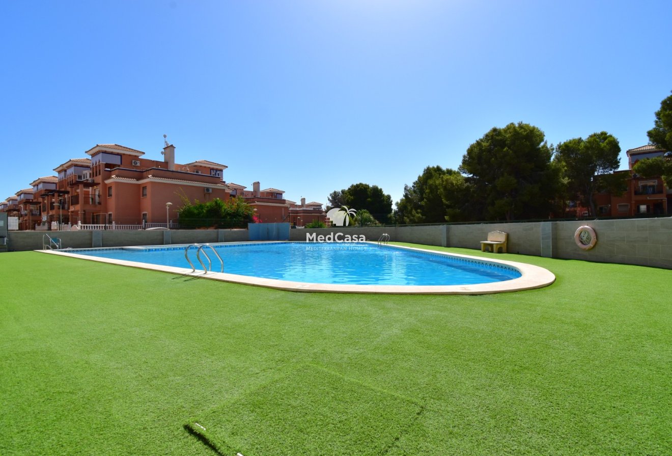 Segunda mano - Apartamento -
Orihuela Costa - Playa Flamenca