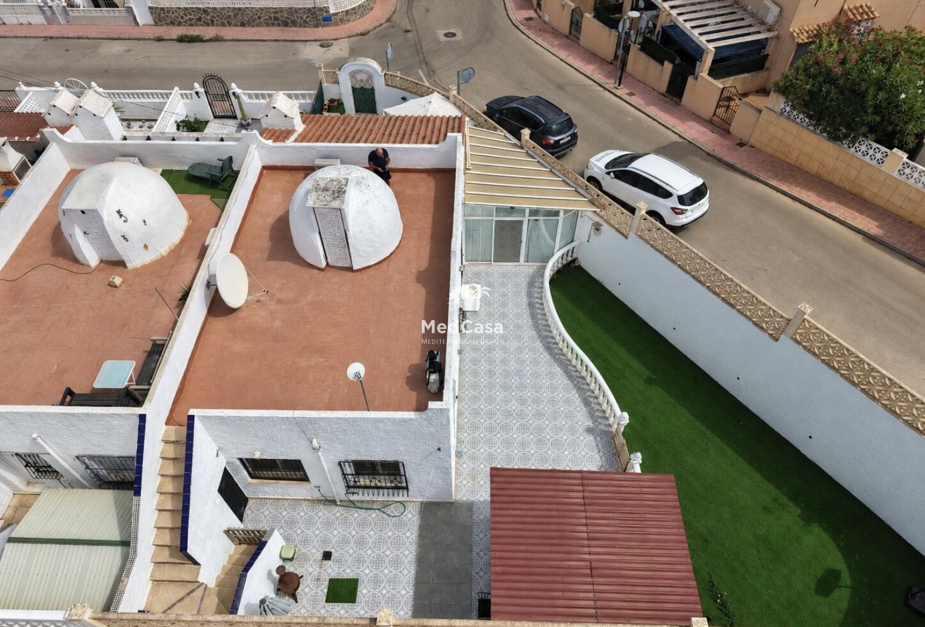 Resale - Townhouse -
Orihuela Costa - Villamartín