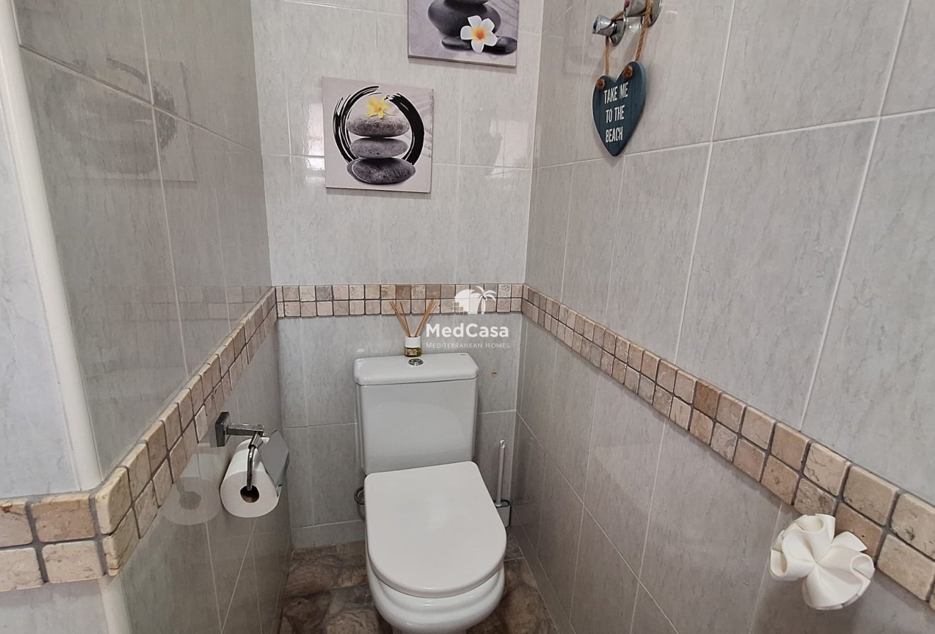 Resale - Townhouse -
Orihuela Costa - Villamartín