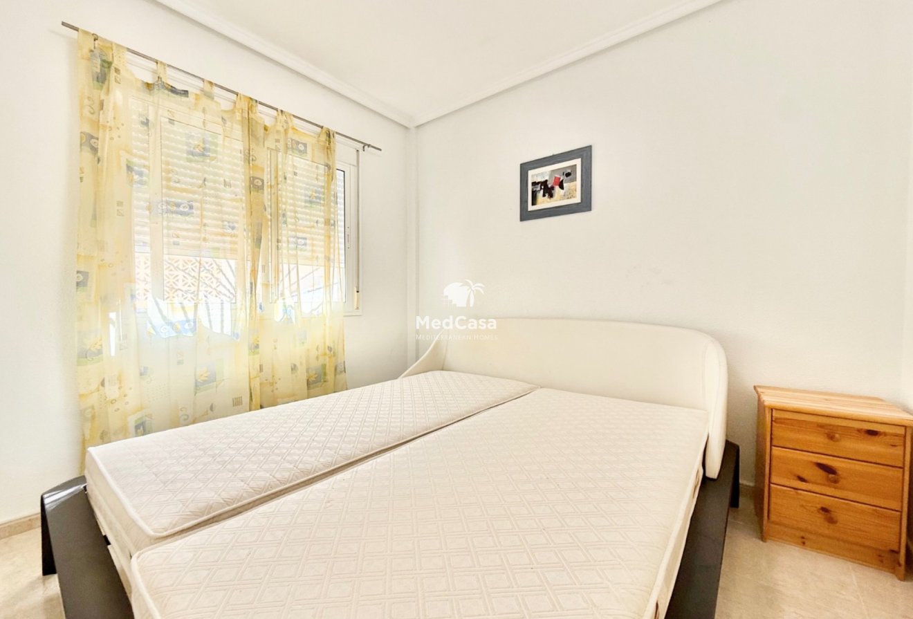 Resale - Townhouse -
Ciudad Quesada - Doña Pepa
