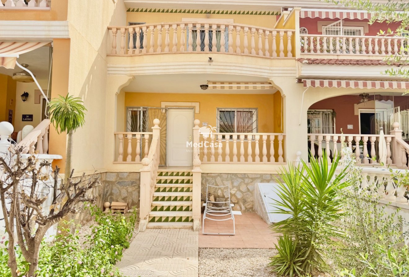 Resale - Townhouse -
Ciudad Quesada - Doña Pepa