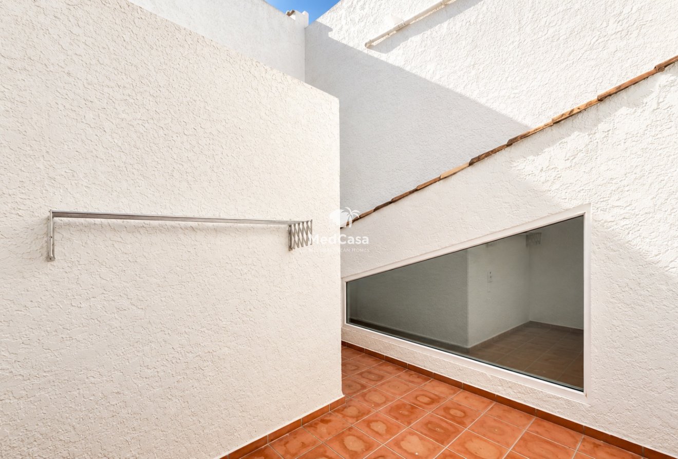 Segunda mano - Adosado -
Altea