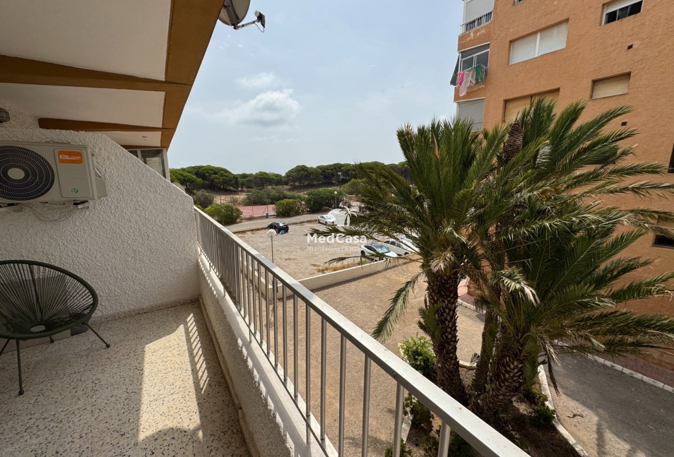 Resale - Apartment -
Guardamar del Segura - Pinomar
