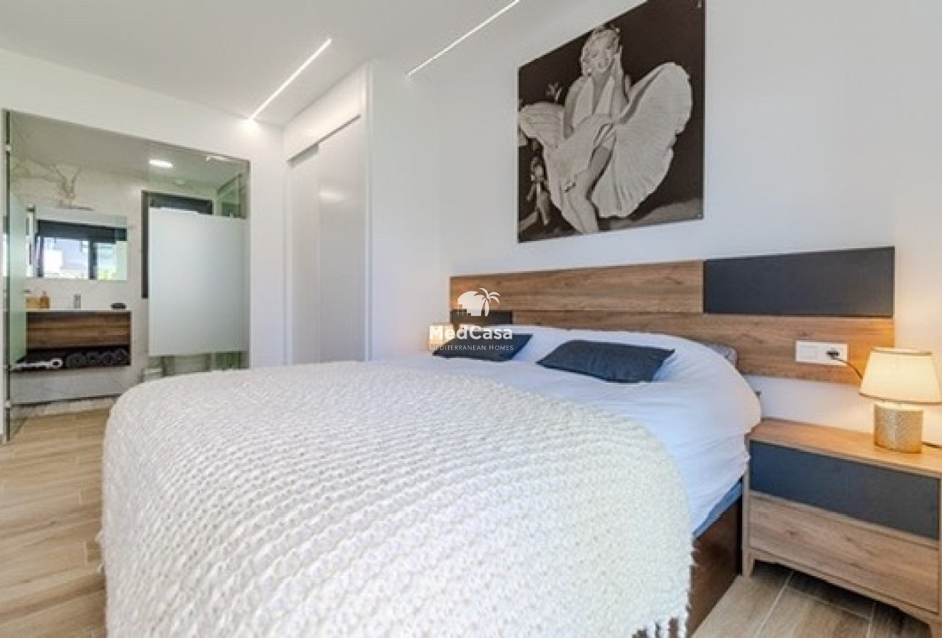 Segunda mano - Apartamento -
Orihuela Costa - Las Filipinas