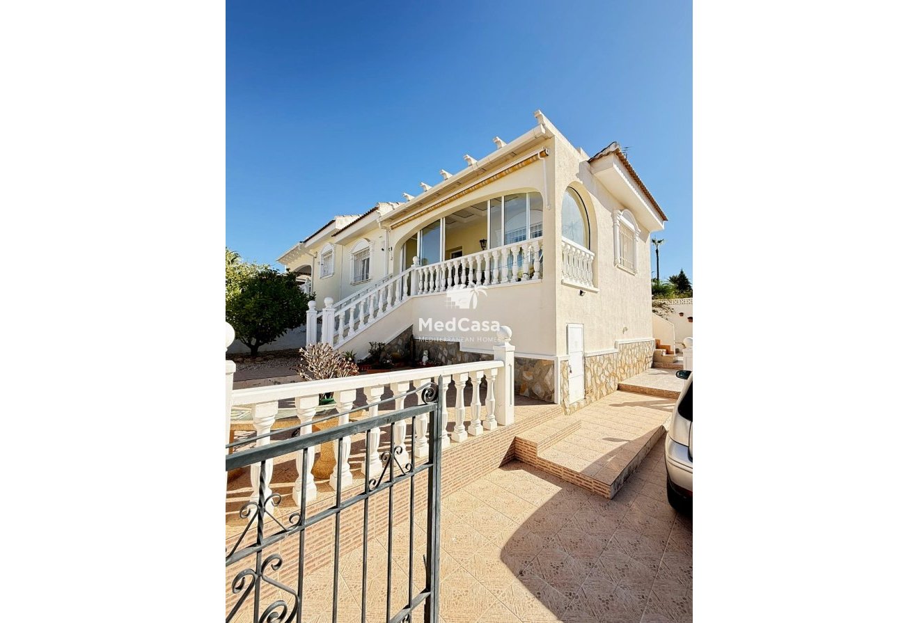 Resale - Townhouse -
Ciudad Quesada - La Fiesta