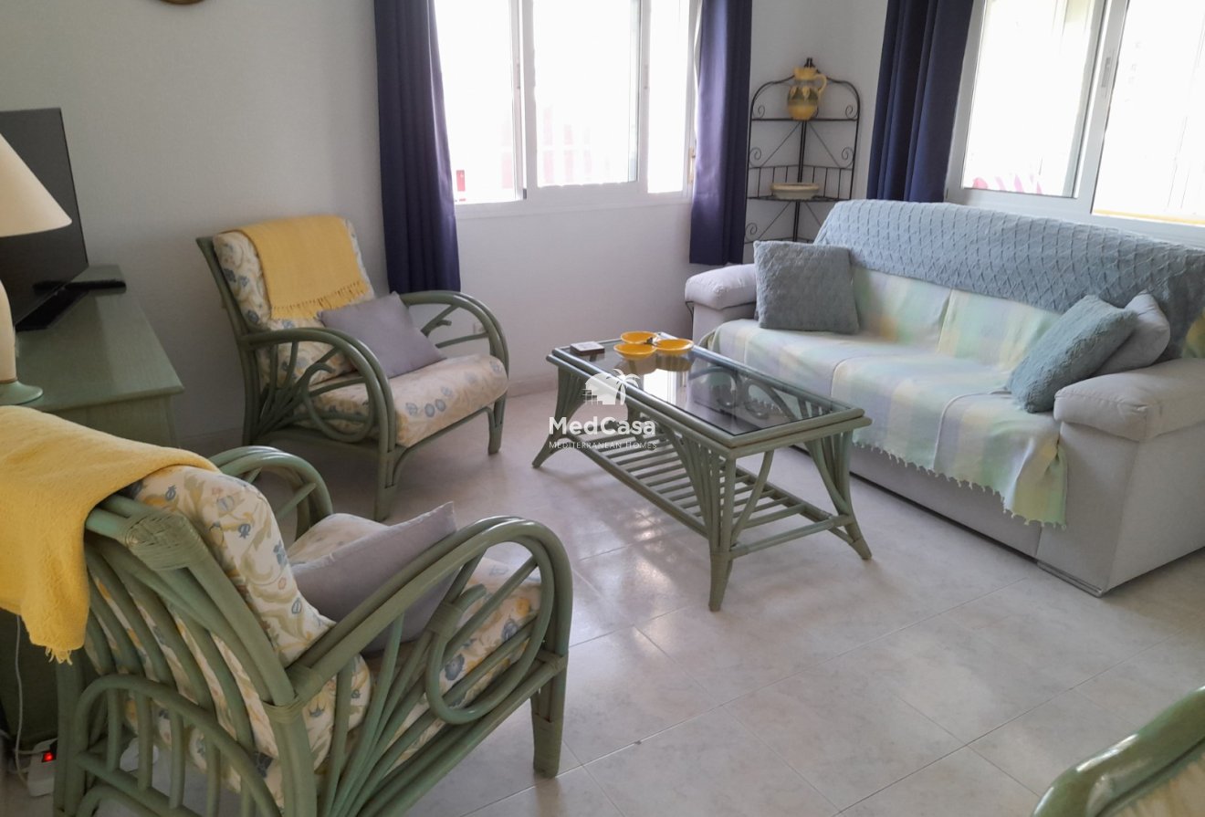 Resale - Townhouse -
Ciudad Quesada - La Fiesta