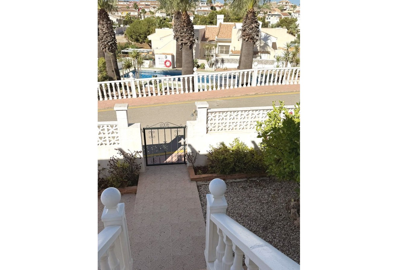 Resale - Townhouse -
Ciudad Quesada - La Fiesta