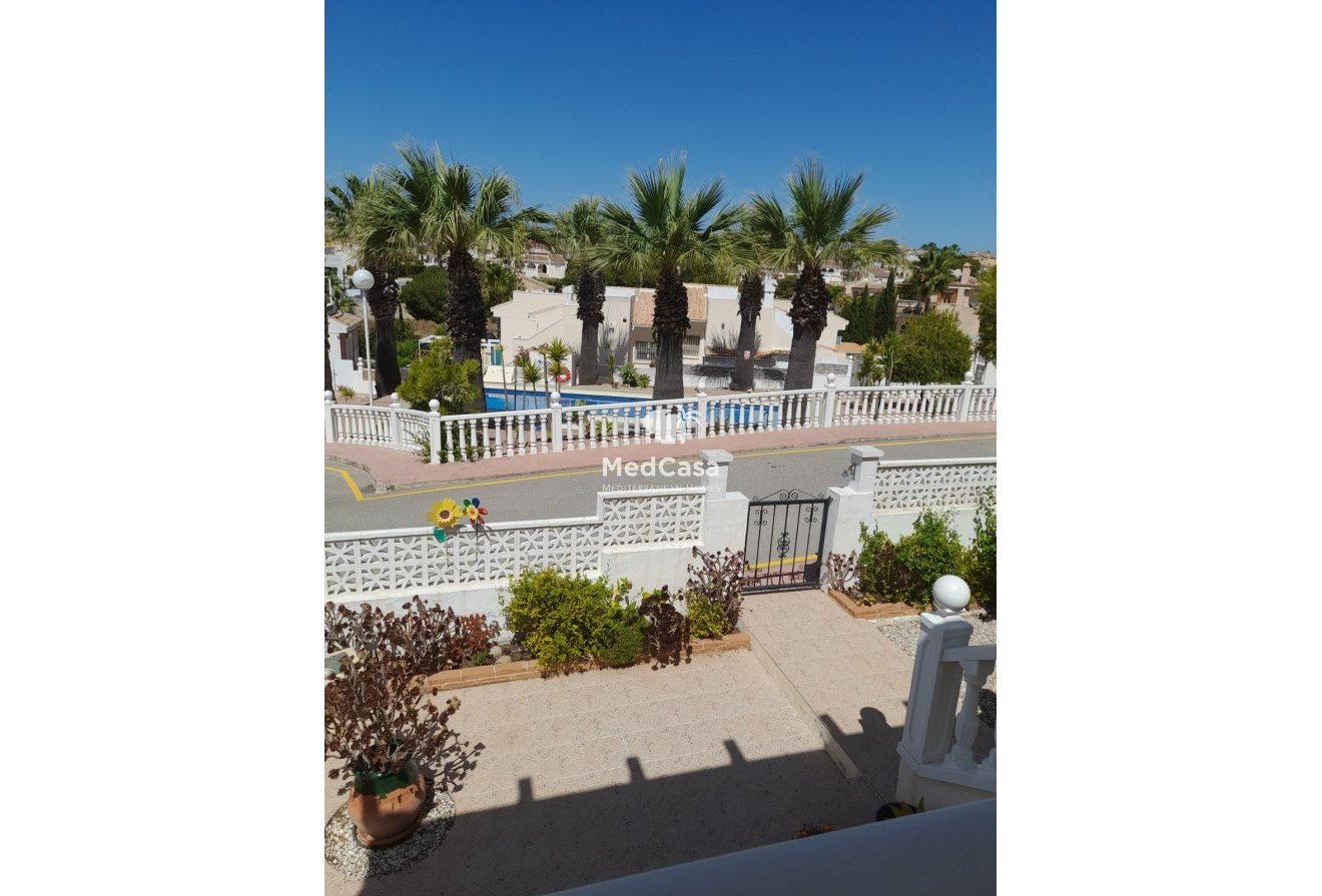 Resale - Townhouse -
Ciudad Quesada - La Fiesta