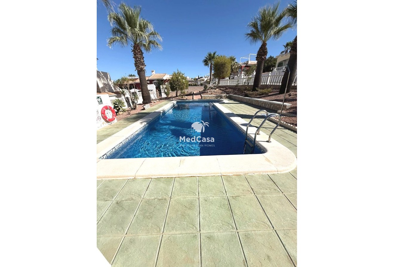 Resale - Townhouse -
Ciudad Quesada - La Fiesta