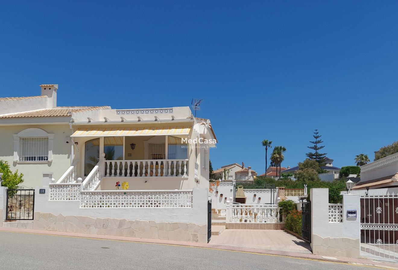 Resale - Townhouse -
Ciudad Quesada - La Fiesta