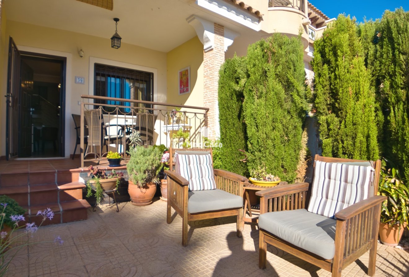 Resale - Townhouse -
Ciudad Quesada - Doña Pepa