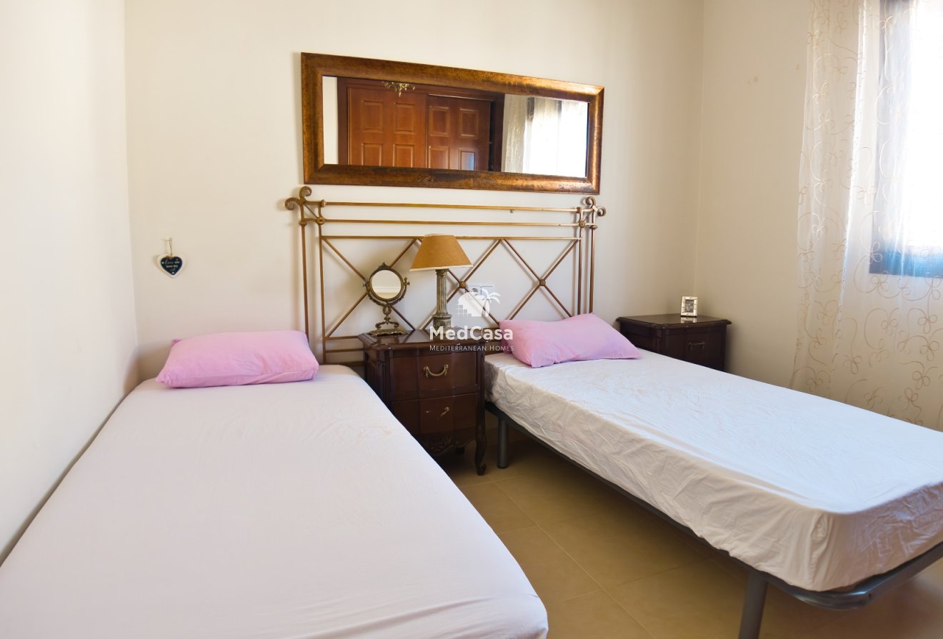 Resale - Townhouse -
Ciudad Quesada - Doña Pepa
