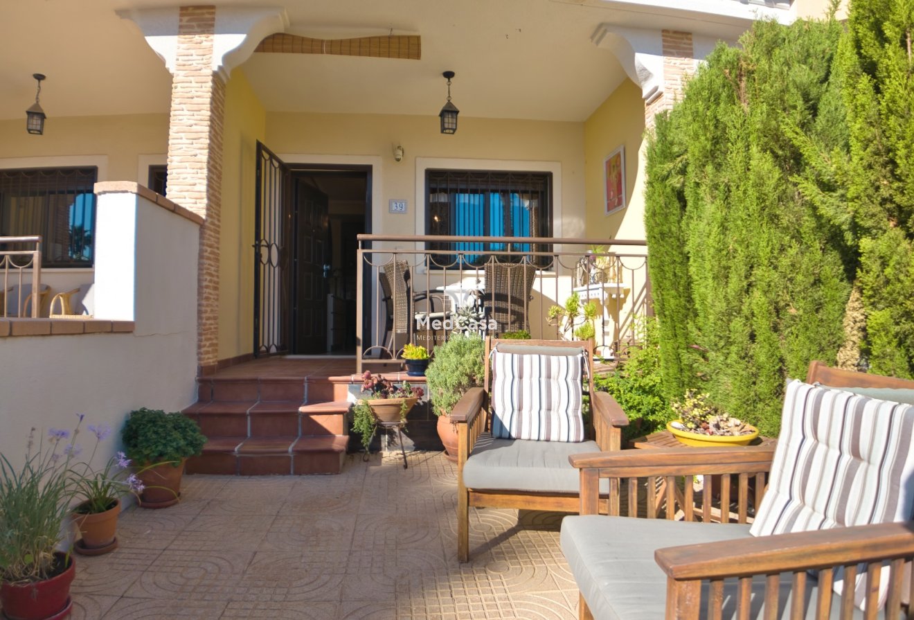 Resale - Townhouse -
Ciudad Quesada - Doña Pepa