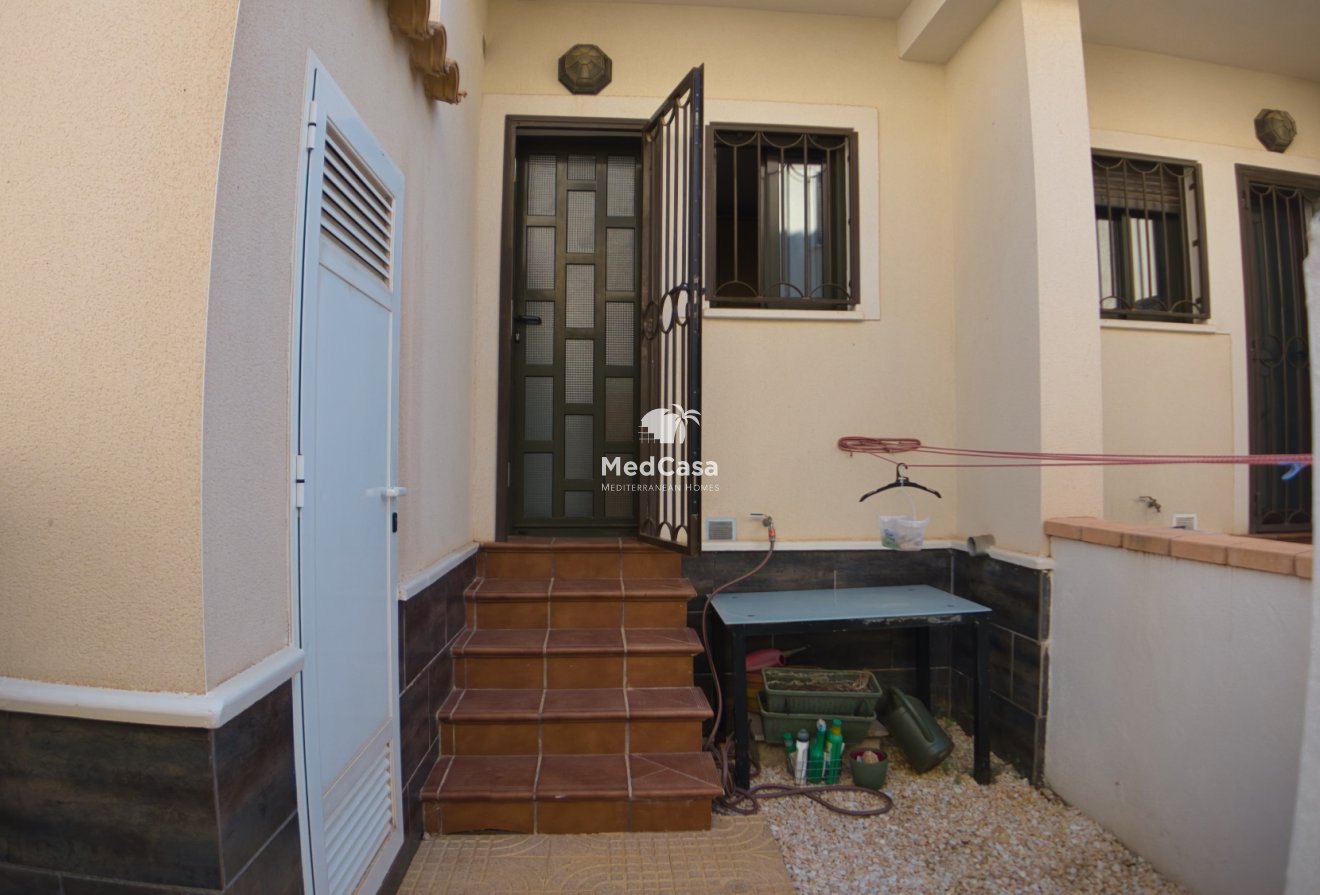 Resale - Townhouse -
Ciudad Quesada - Doña Pepa