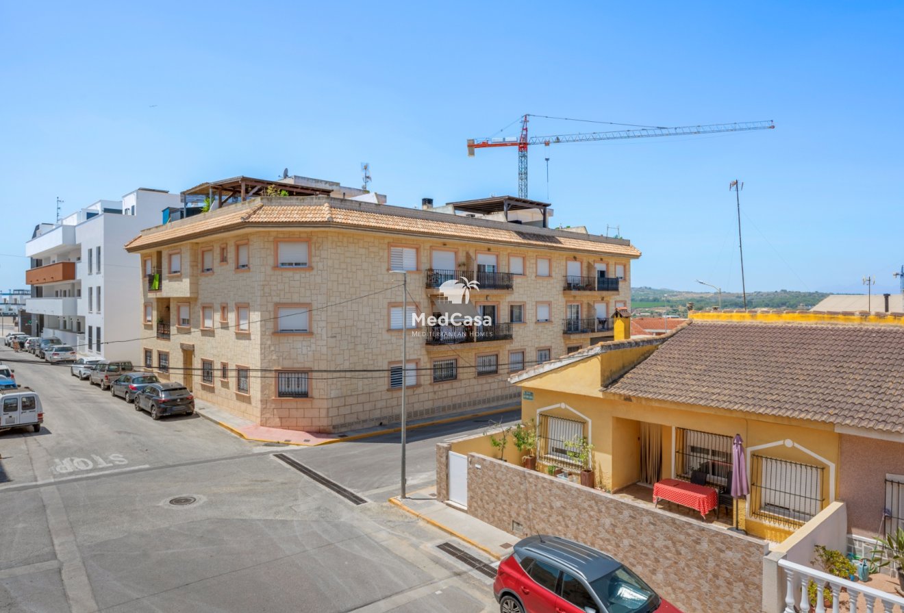 Segunda mano - Apartamento -
Benijofar