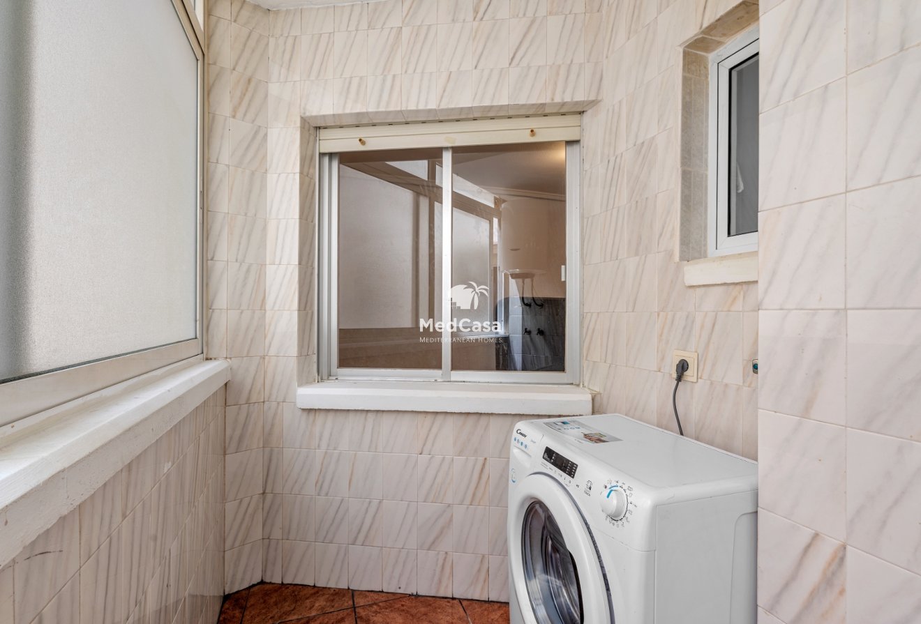 Segunda mano - Apartamento -
Benijofar