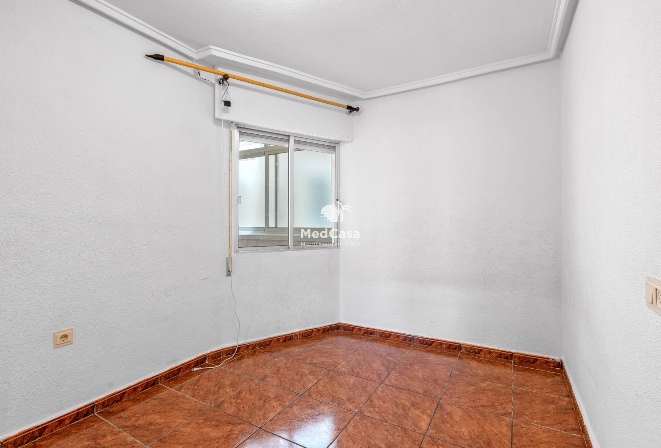 Segunda mano - Apartamento -
Benijofar