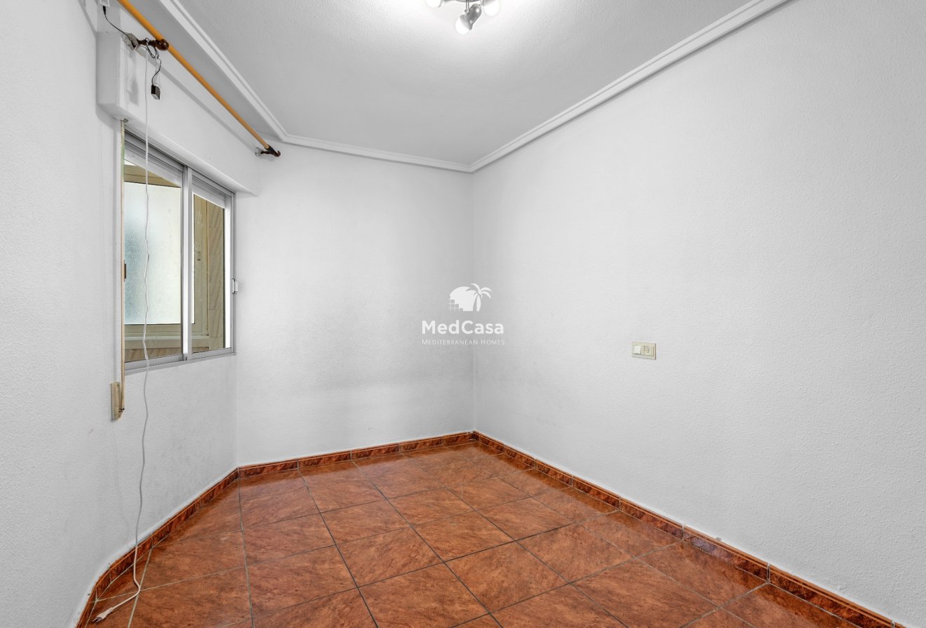 Segunda mano - Apartamento -
Benijofar