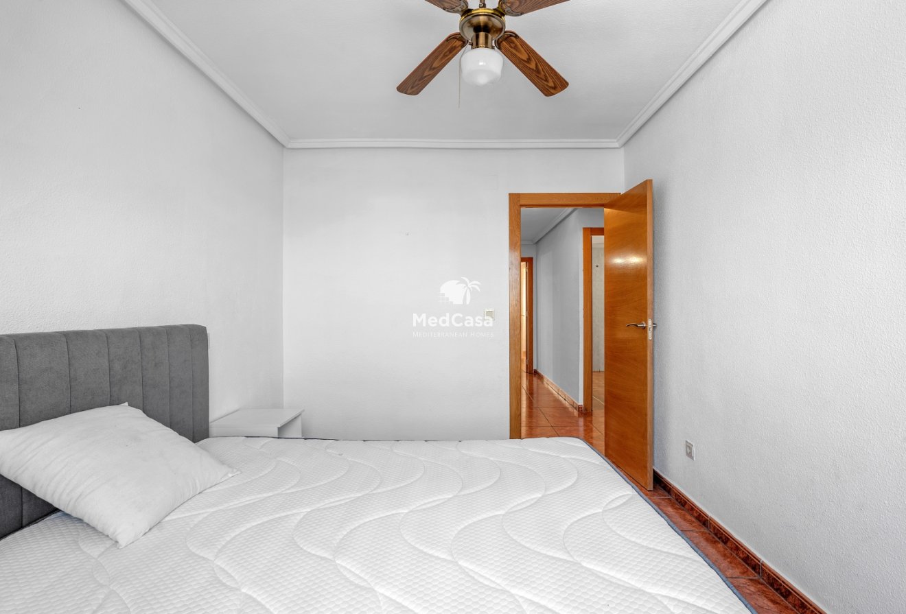 Segunda mano - Apartamento -
Benijofar