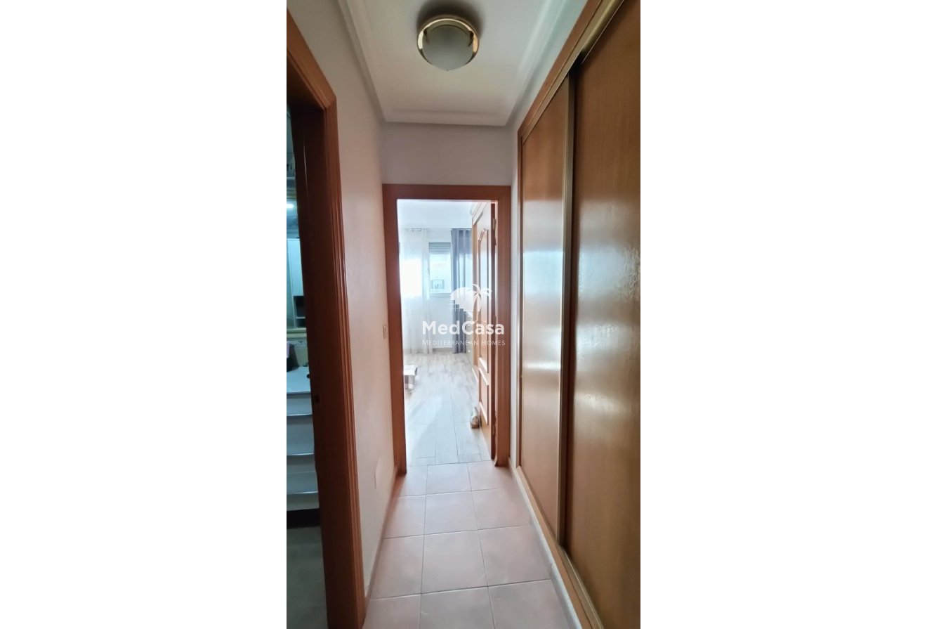 Resale - Townhouse -
Guardamar del Segura - Urbanizaciones