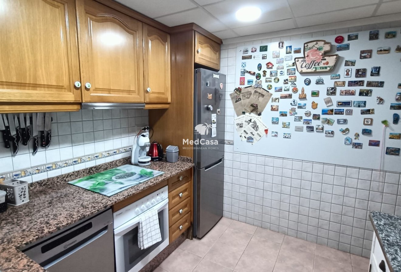Resale - Townhouse -
Guardamar del Segura - Urbanizaciones