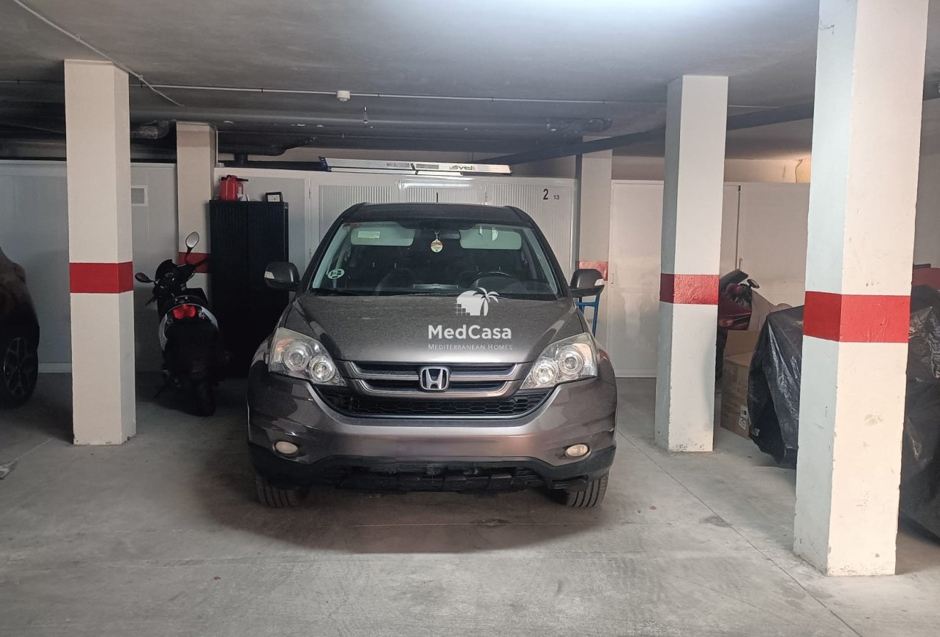 Resale - Townhouse -
Guardamar del Segura - Urbanizaciones