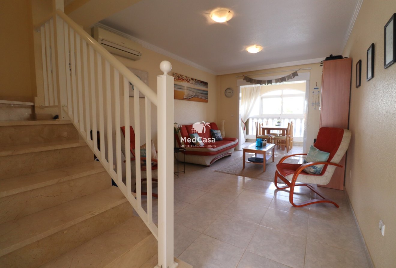 Resale - Townhouse -
Benijofar
