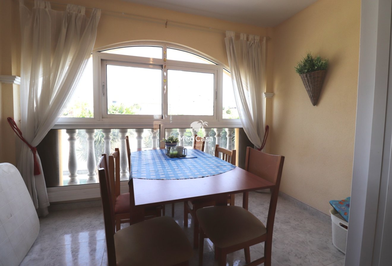 Resale - Townhouse -
Benijofar
