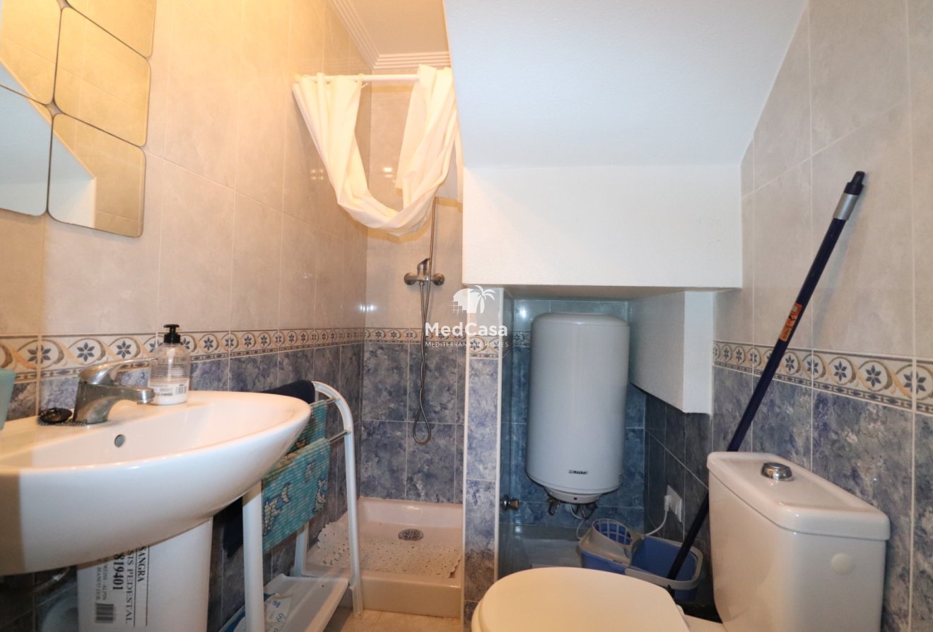 Resale - Townhouse -
Benijofar
