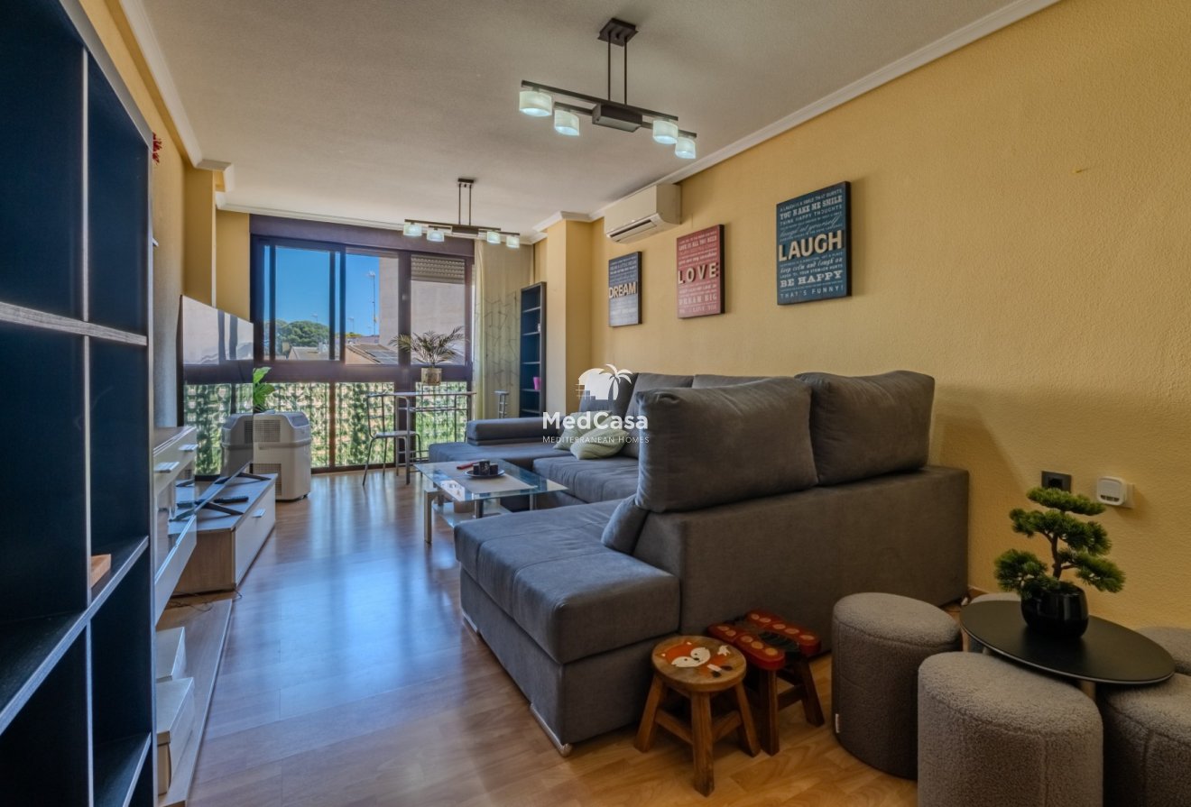 Segunda mano - Apartamento -
Guardamar del Segura