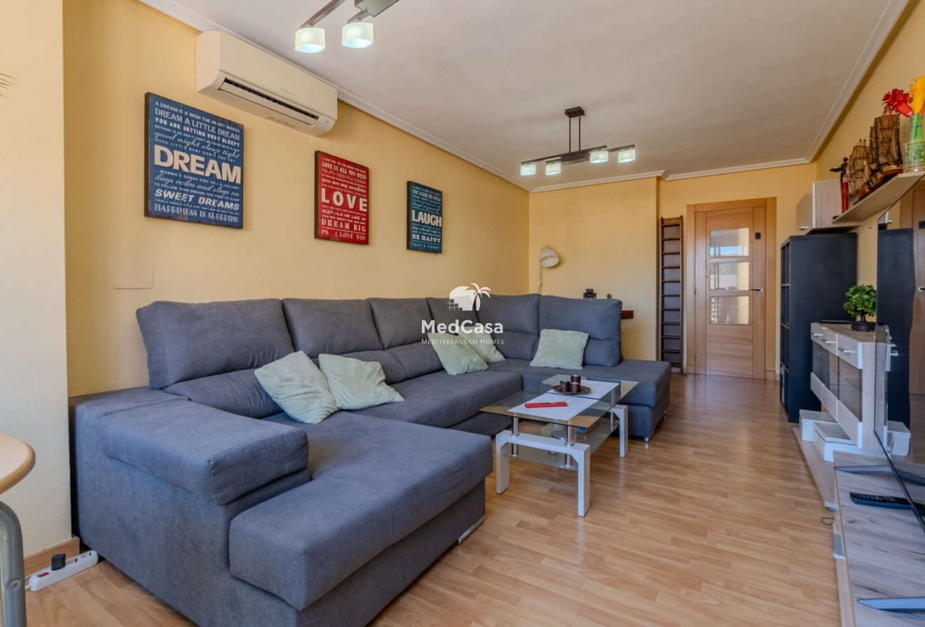 Segunda mano - Apartamento -
Guardamar del Segura