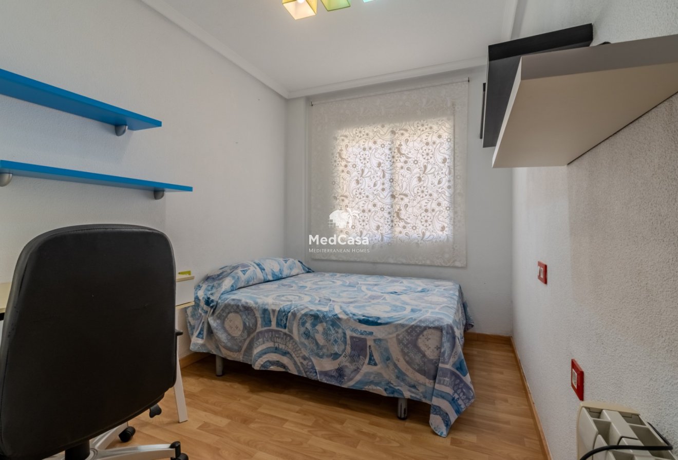 Segunda mano - Apartamento -
Guardamar del Segura