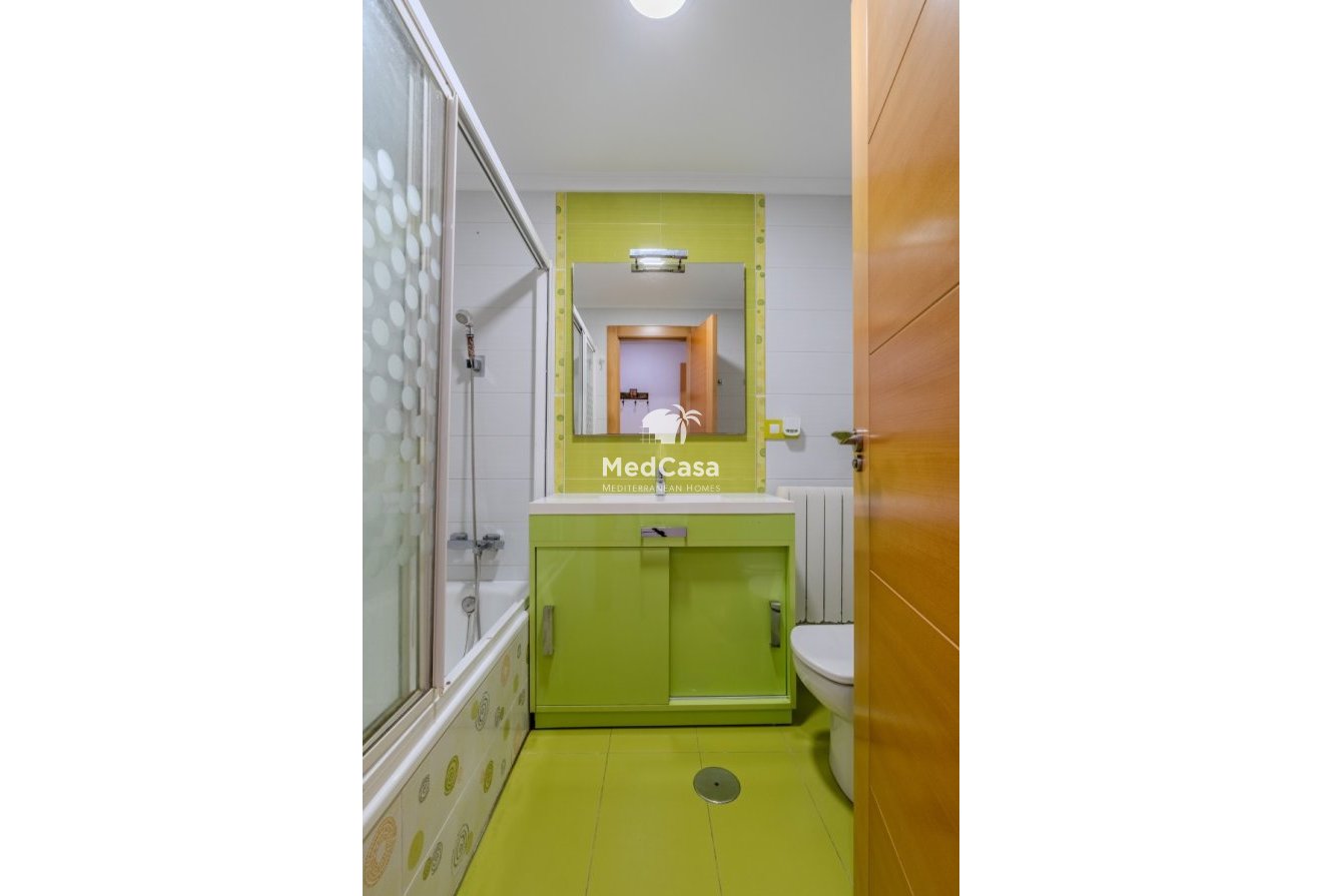 Segunda mano - Apartamento -
Guardamar del Segura