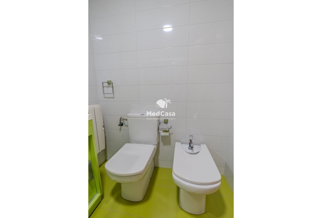 Segunda mano - Apartamento -
Guardamar del Segura