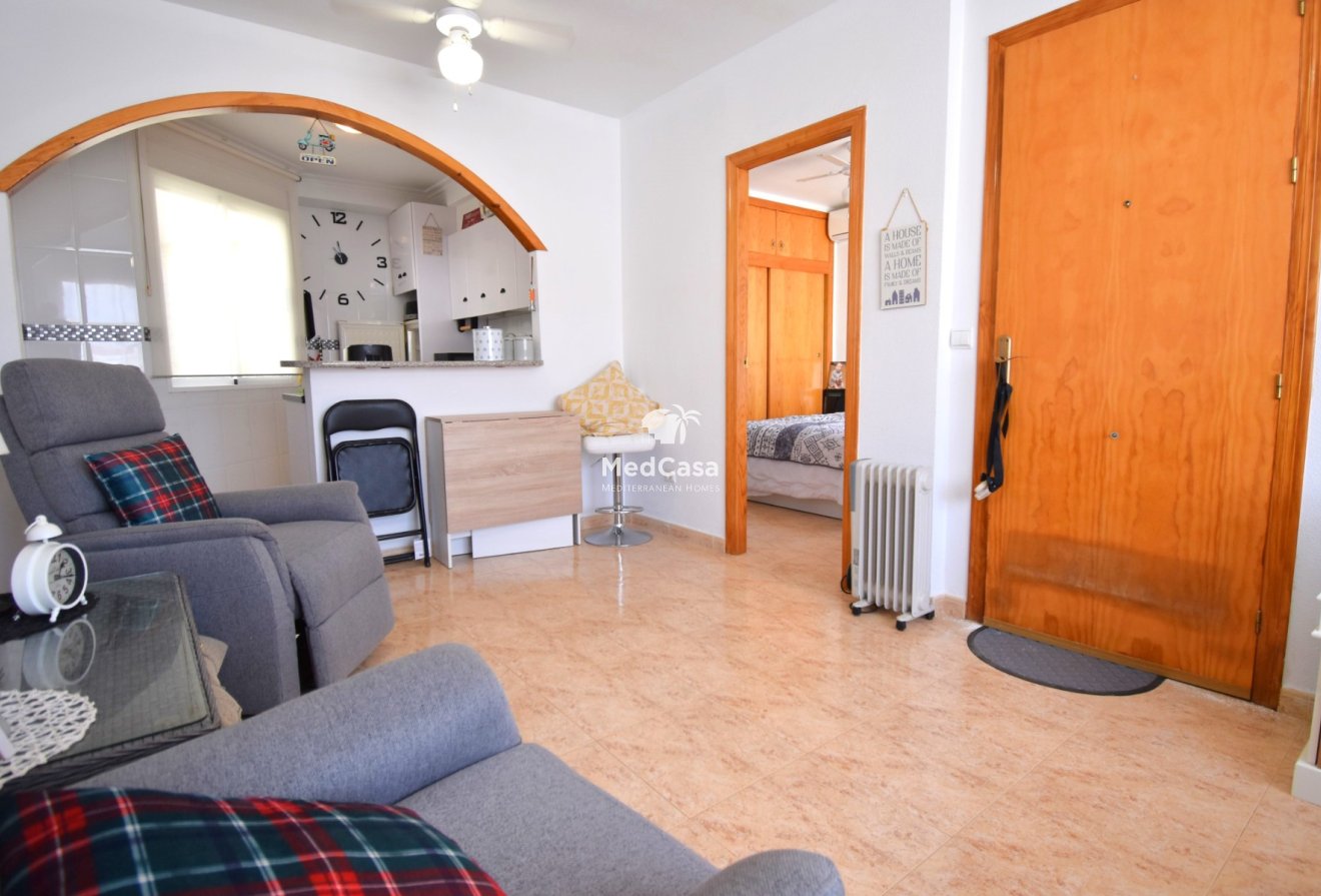 Resale - Apartment -
Orihuela Costa - Playa Flamenca